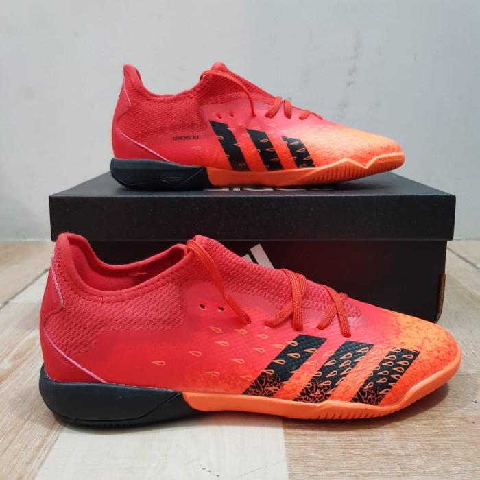 Sepatu Futsal Adidas Predator Freak .3 Oren ic-sepatu futsal-futsal