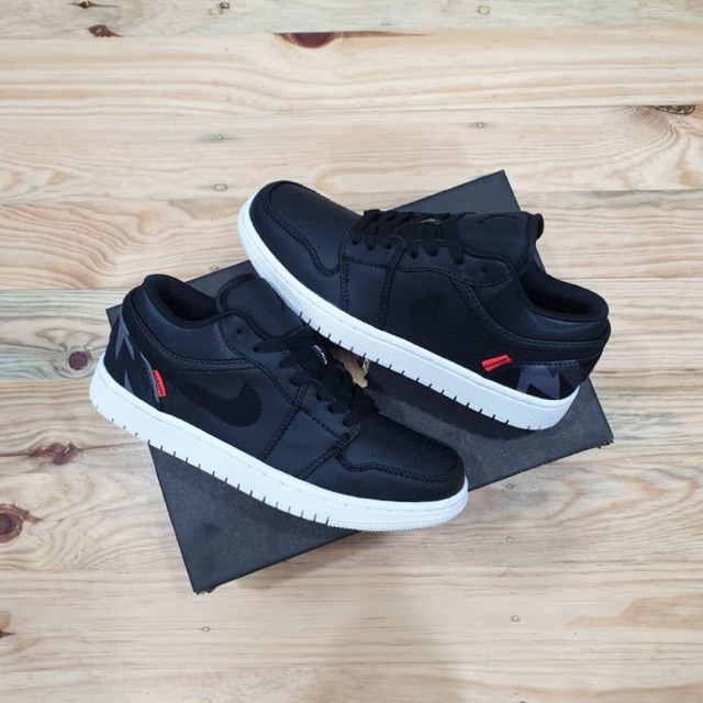 Air jordan low paris saint german