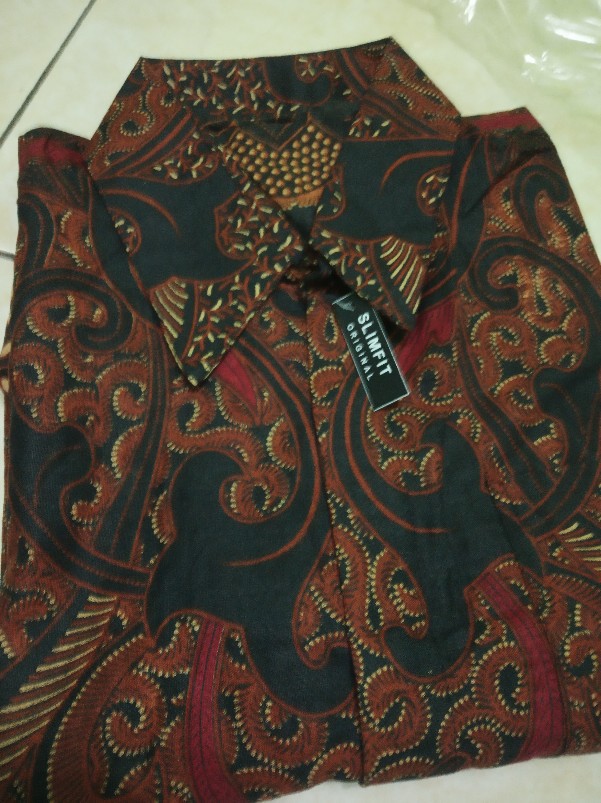 Kemeja Batik Pria Lengan Panjang Slimfit & Style
