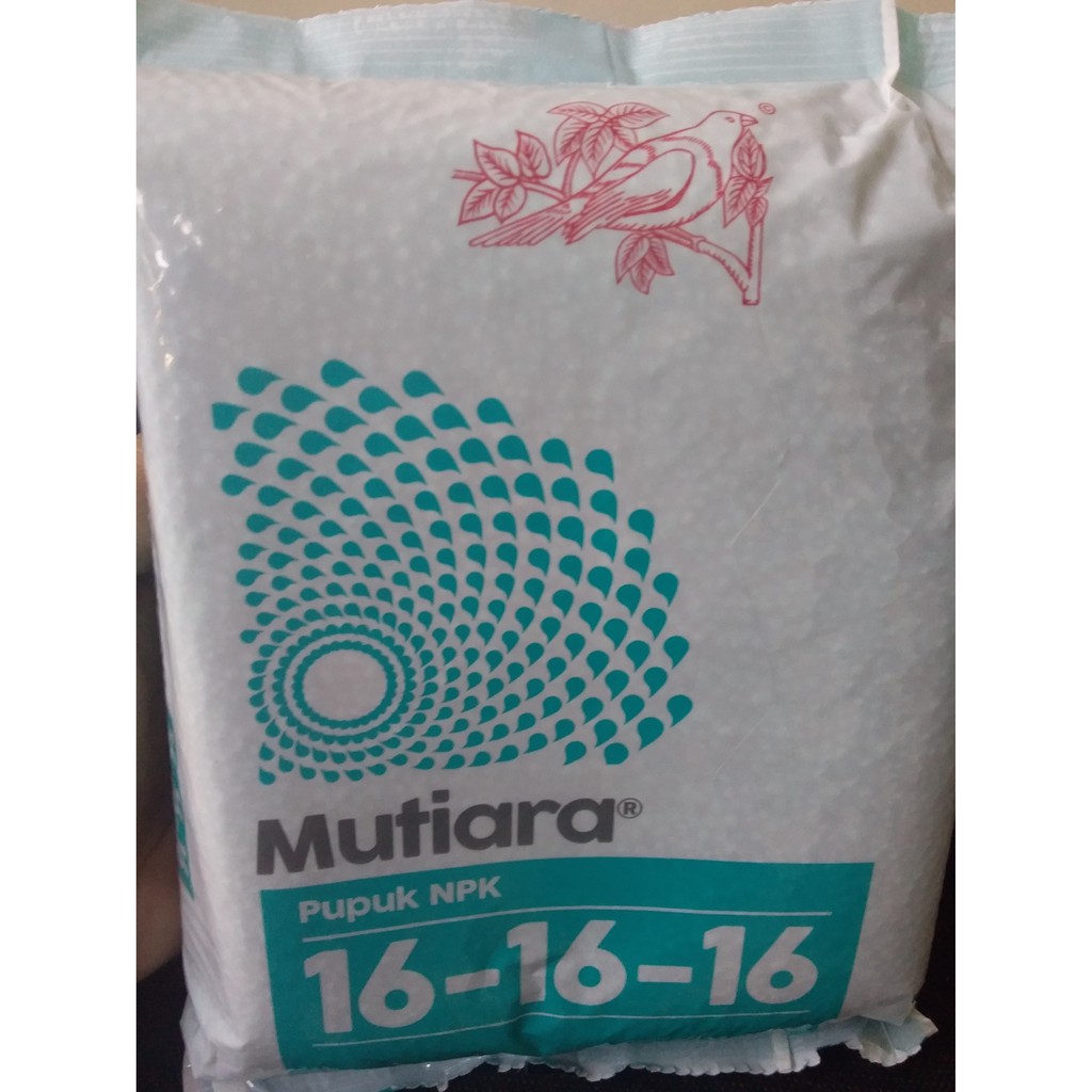  PUPUK NPK MUTIARA 16 16 16 1kg Mempercepat pertumbuhan 