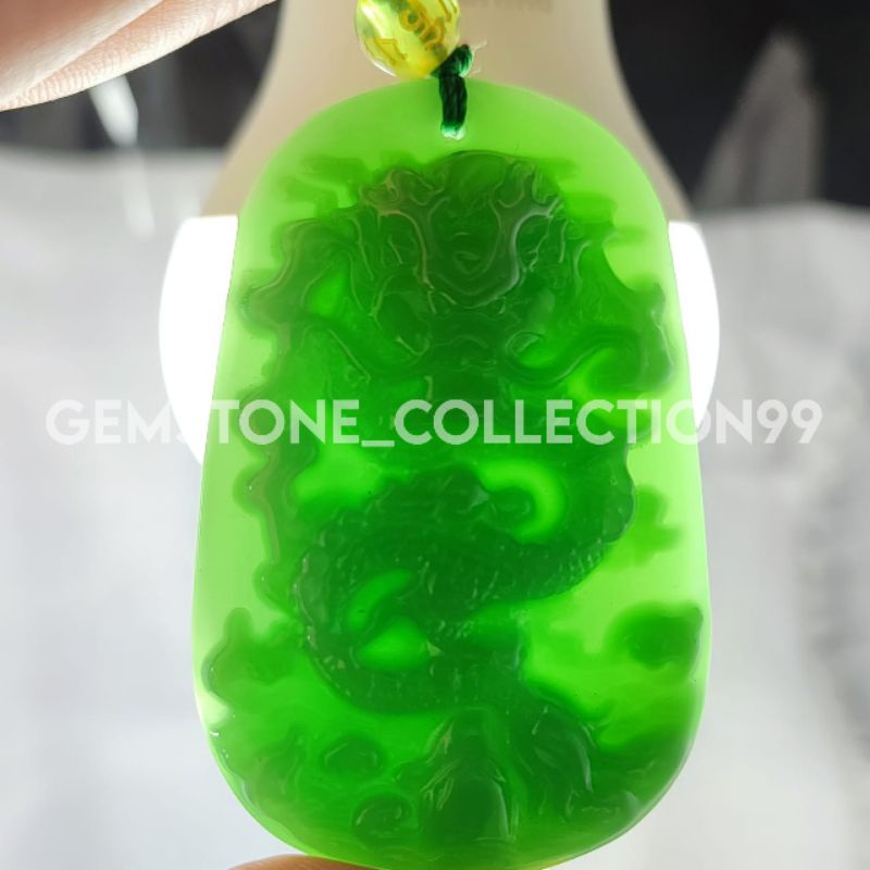 KALUNG LIONTIN BATU GIOK ASLI NATURAL