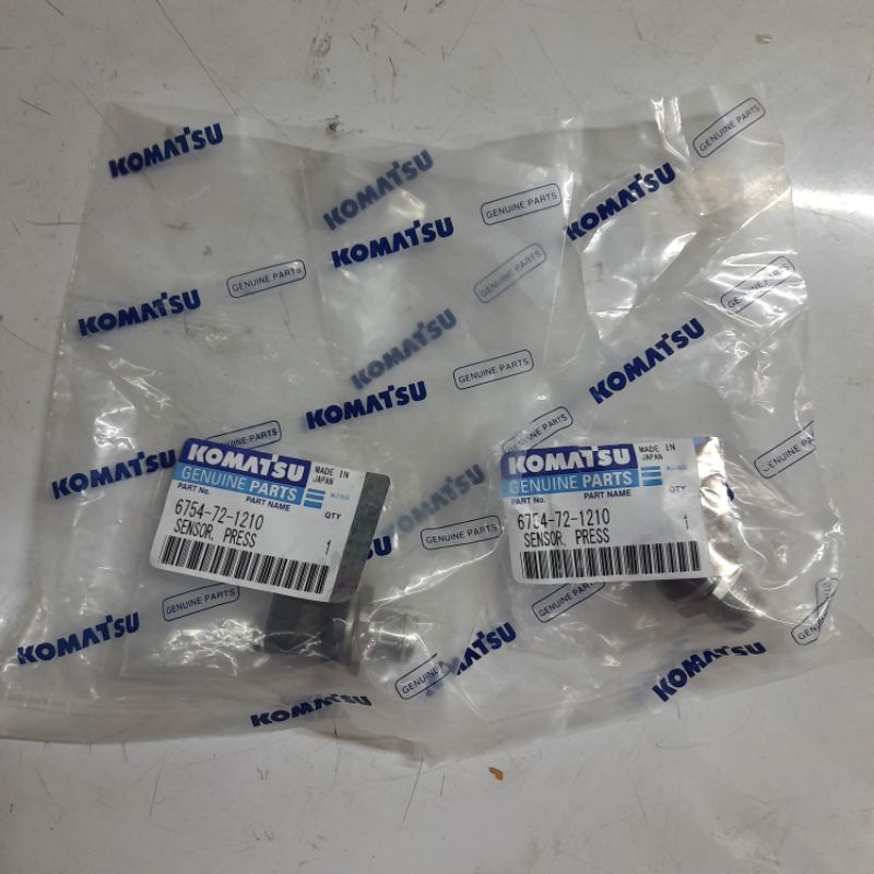 SENSOR COMMONRAIL KOMATSU PC 200-8 6754-72-1210 // SENSOR KOMATSU