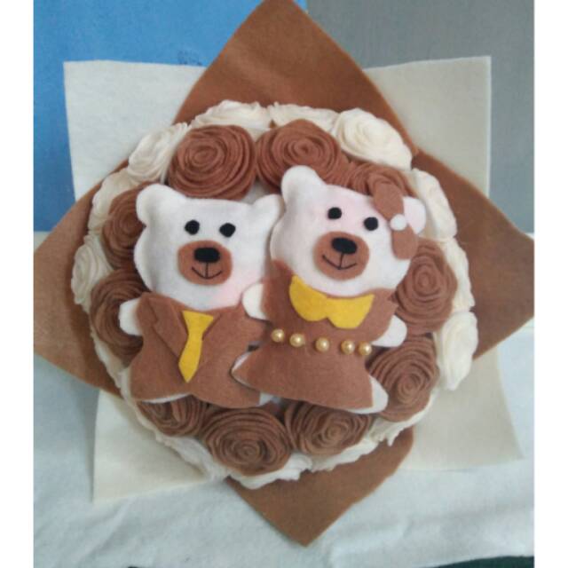 

BUKET KARAKTER TEDDY BEAR