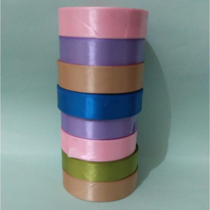 

Pita satin 1" (±2cm) 25 yard (±18meter)/pita kado/pita souvenir/pita hiasan