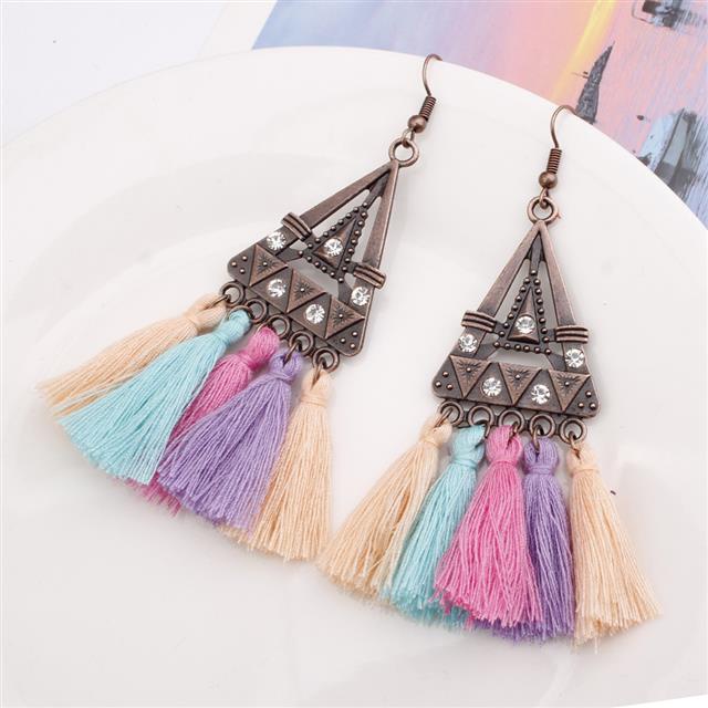 Ornamen retro sudut berlian paduan anting-anting Eropa dan Amerika populer aksesoris rumbai anting-a