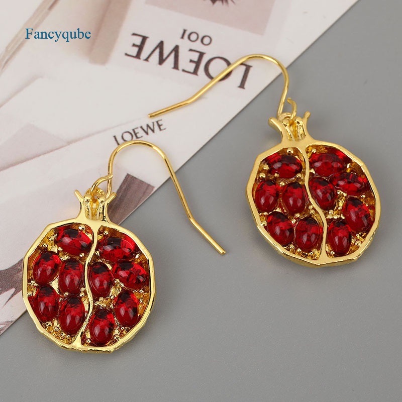 Fancyqube Anting Panjang Menjuntai Desain Buah Merah Natural Gaya Vintage Untuk Wanita