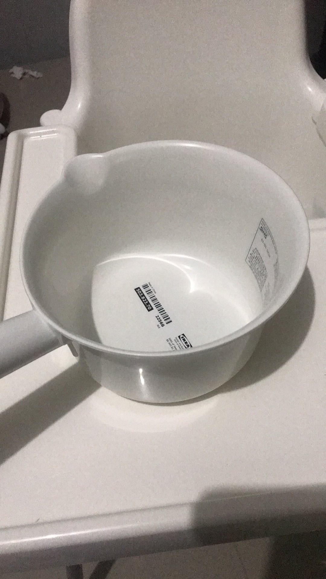 Gayung / Ciduk Air Untuk Mandi Berwarna Putih Gr1349