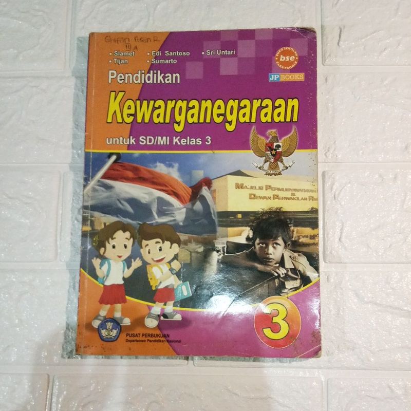 

Buku PKN Kelas 3 SD, Penerbit PPDPN.