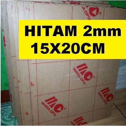 

Acrylic / acrilic / akrilik Hitam glossy tebal 2mm ukuran 15x20cm