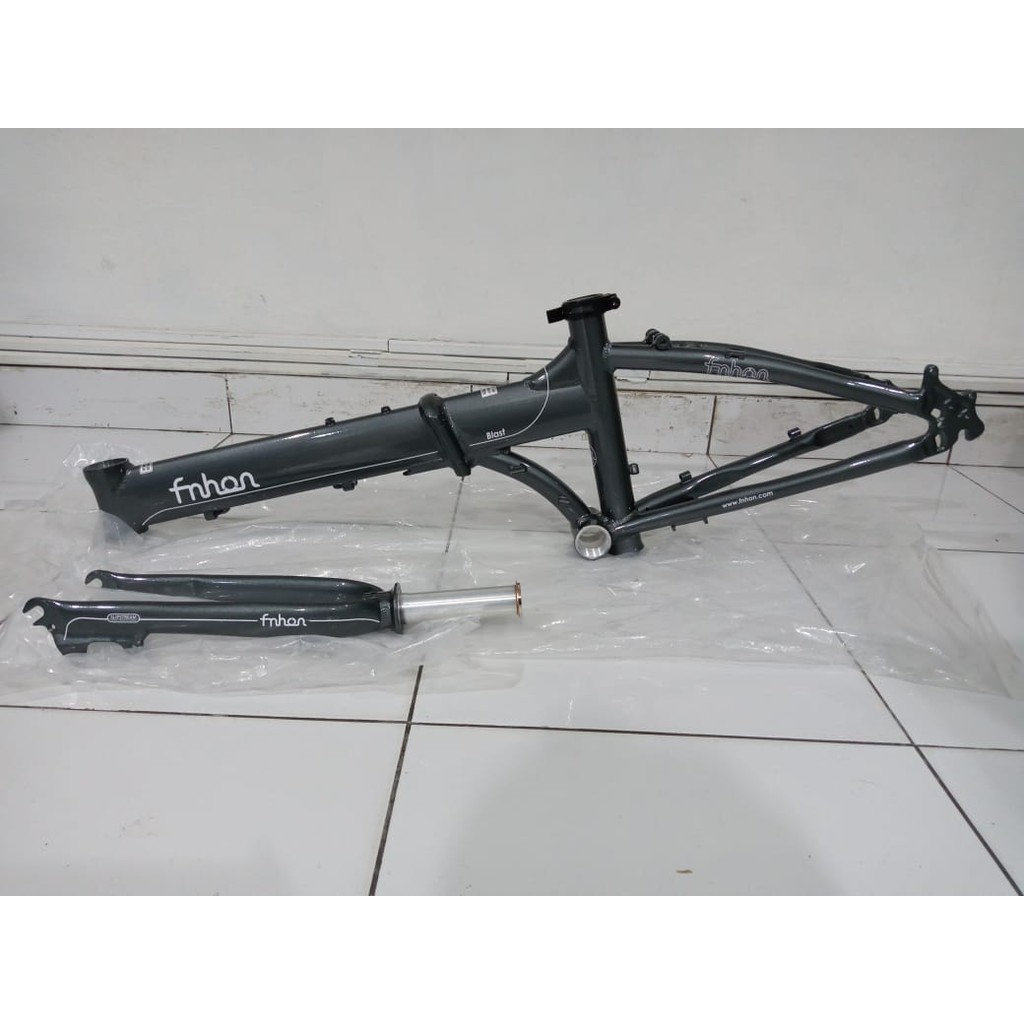 Frame Set &amp; Handle Post HP FNHON BLAST Grey Discbrake 20 inch Db Sepeda Lipat Abu Abu Metalic