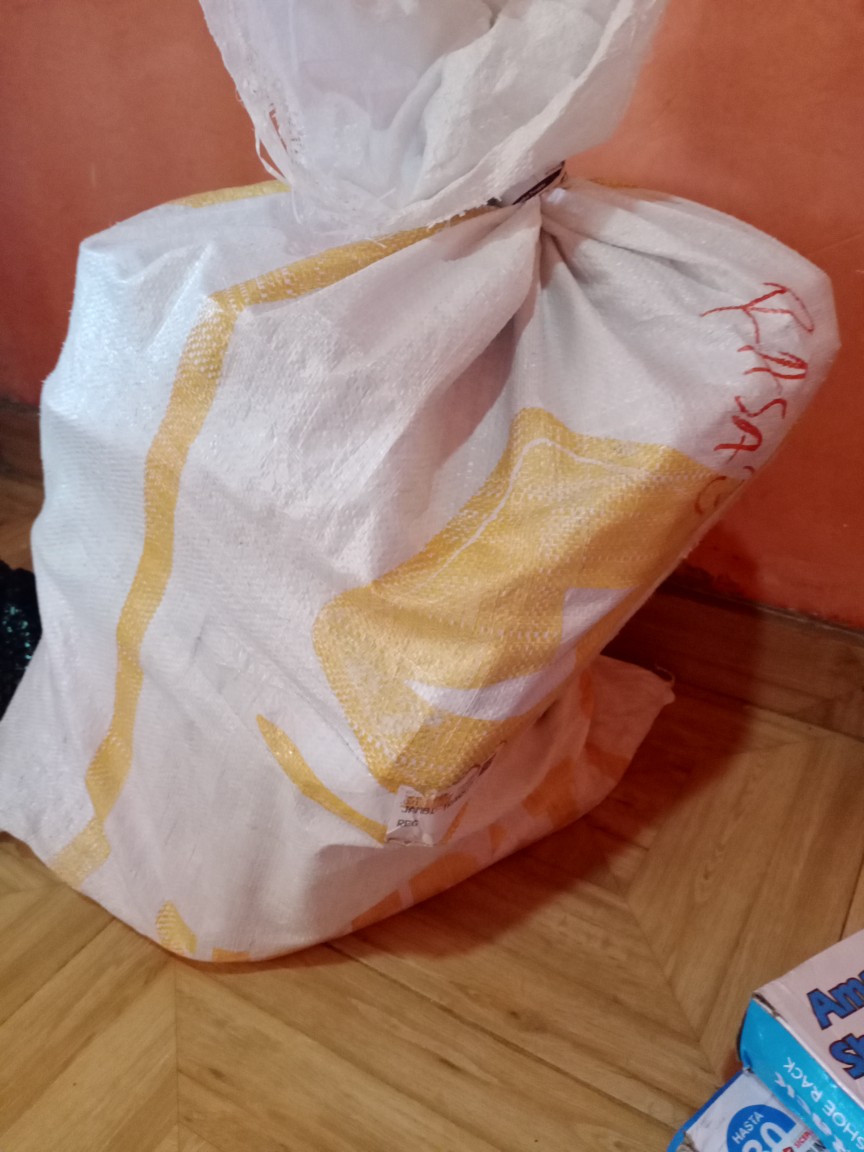 Seragam Batik Couple Pria & Wanita Terlaris