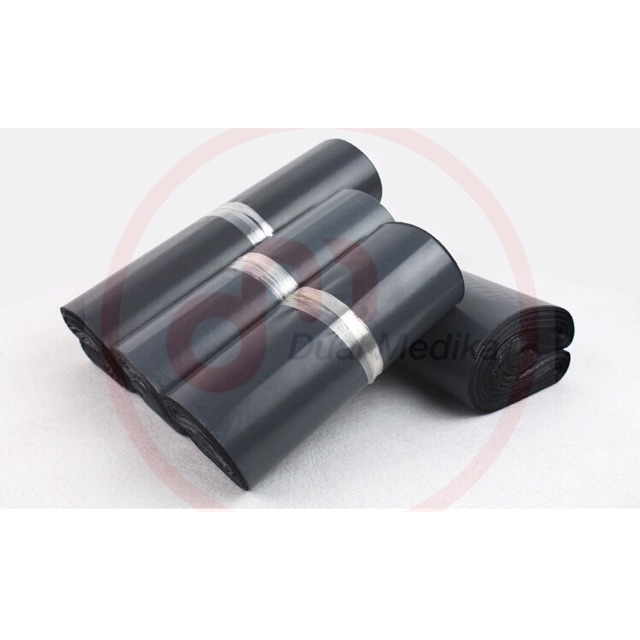 

Amplop polymailer / amplop paket / plastik paket warna hitam 3 size