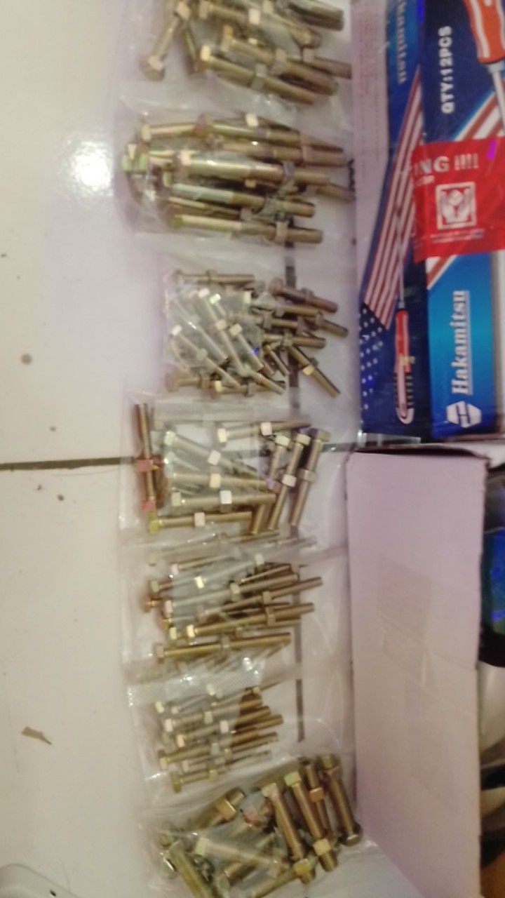 Baut Mur Hex Hexagon Bmk Kuning Besi Siku Rak Lubang M8x80mm M8x80 M8 X 80 Mm Kunci 12