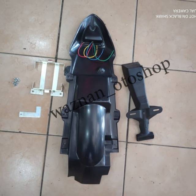 Undertail Selancar Satria Fu Old Satria Fu Facelift RD plus spakbor dan breket