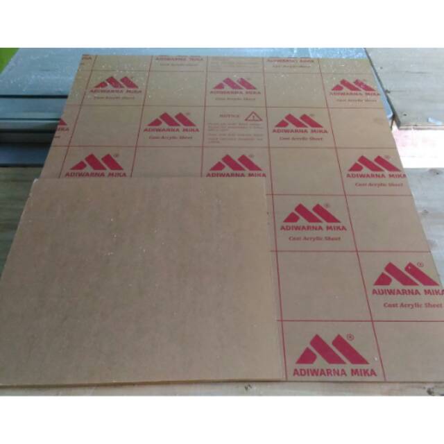 

Acrylic sheet - Akrilik lembaran 4 mm Uk. 420 mm x 300 mm