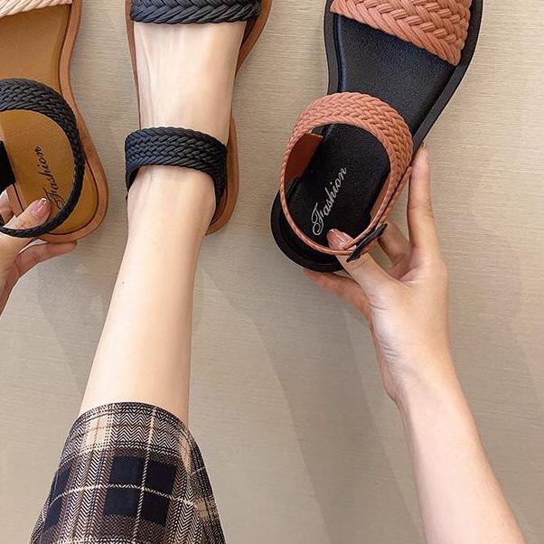 SHOEGALLERY TG1449 Sandal Wanita Jelly Slop Gladiator Motif Kepang Import