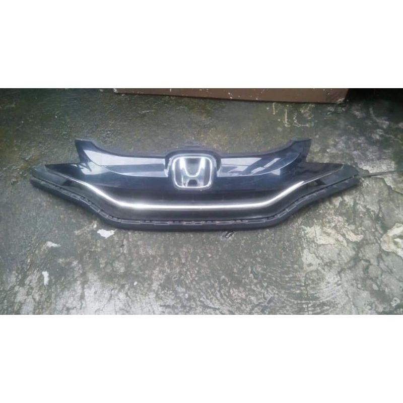 Gril Honda jazz RS 2014