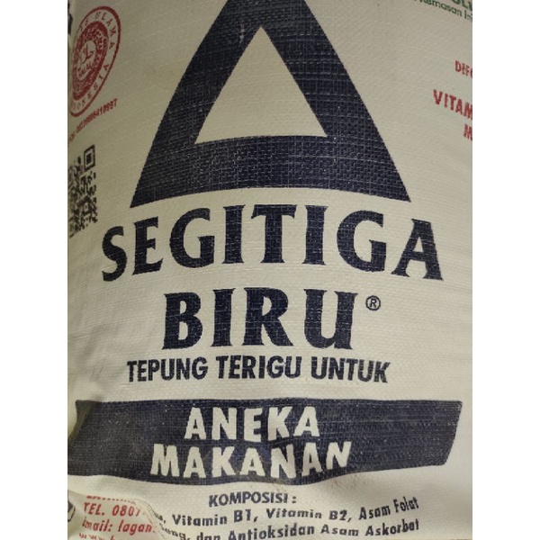 

TEPUNG TERIGU SEGITIGA BIRU 1 Kg