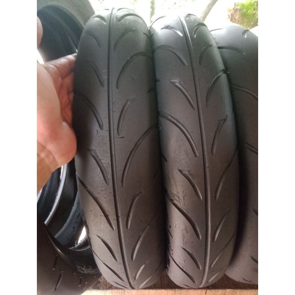 ban race ring 17 soft compound random uk.90/80 UK.100/80