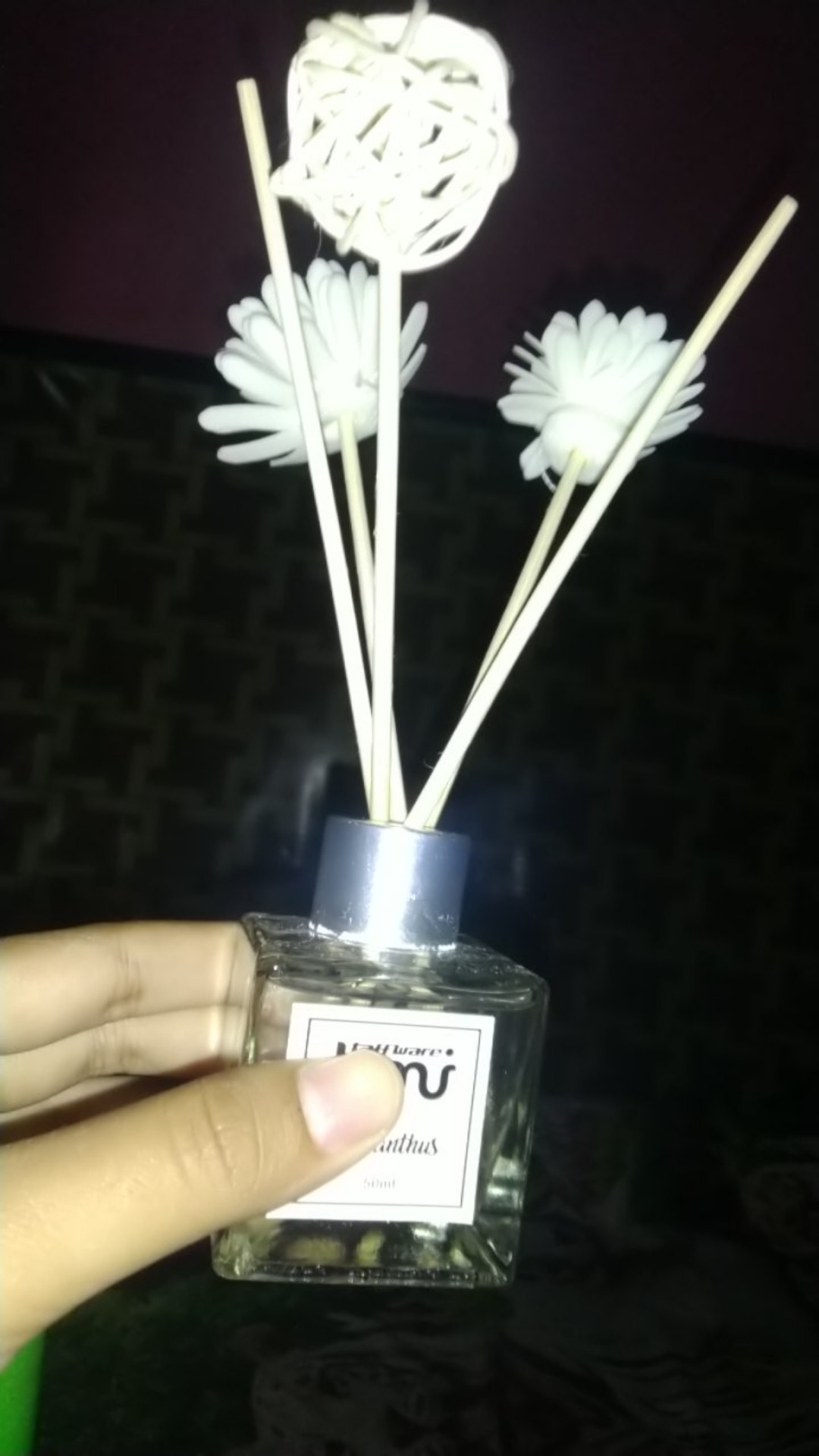 Taffware Humi Black Rose Parfum Ruangan Aroma Diffuser Reed Sticks Rattan Ball Pengharum 50ml