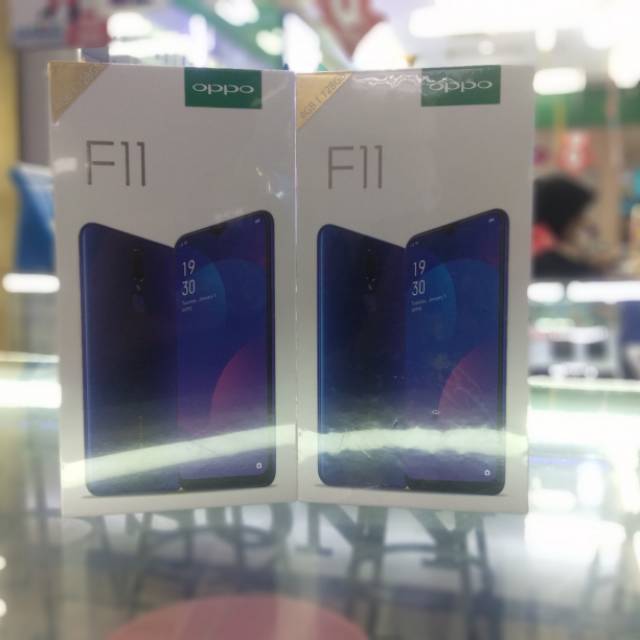 Oppo F11 ram 4 gb. rom 128 gb