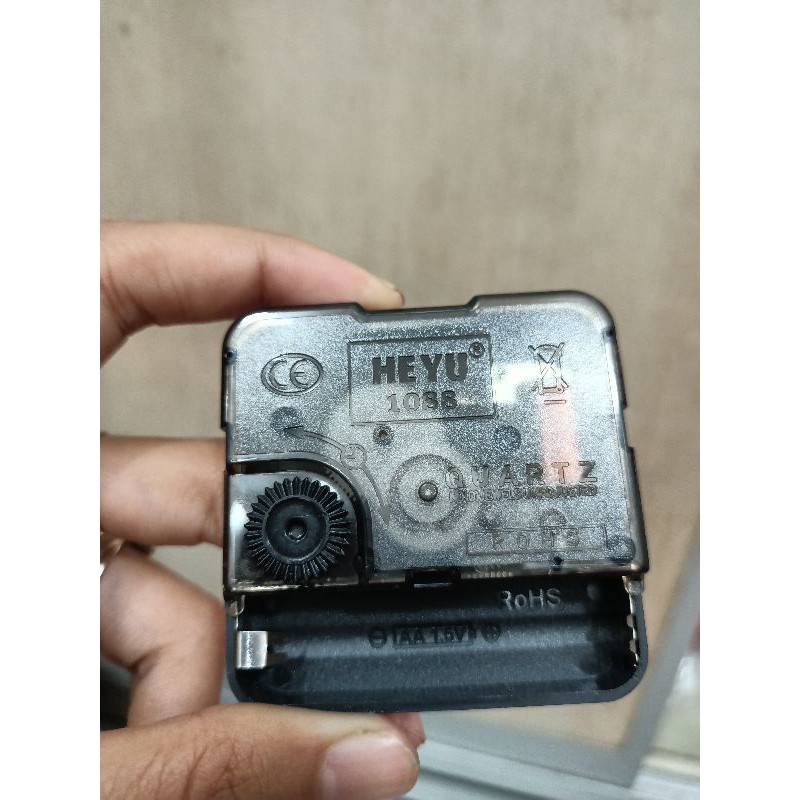 MESIN JAM DINDING HEYU 1088 QUARTZ MOVEMENT
