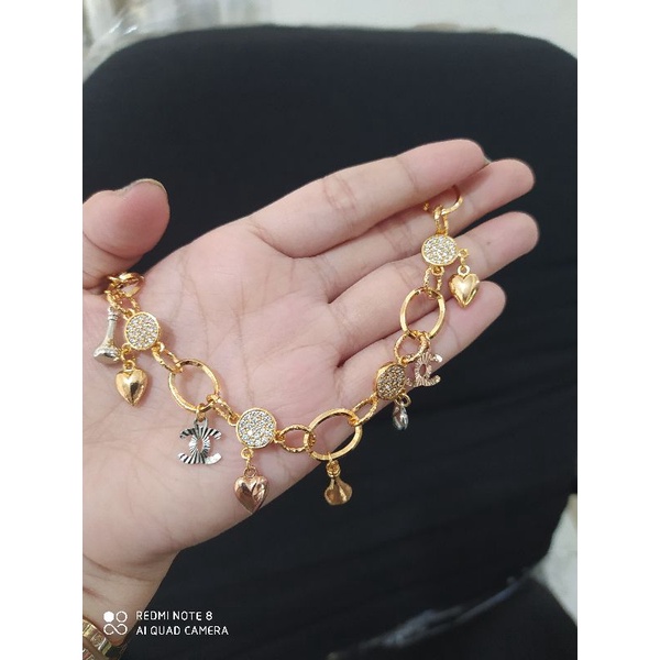 Gelang Chanel Love