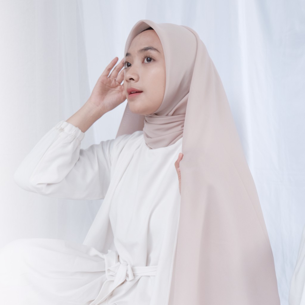 Poton Square | Hijab Segiempat Bella Square Premium