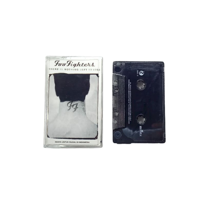 Kaset Pita FOO FIGHTERS (There Is Nothing Left To Lose)