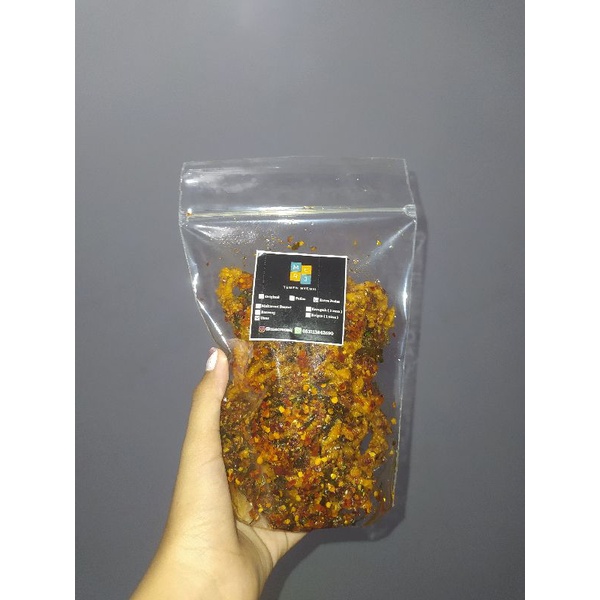 

Usus crispy pedas daun jeruk