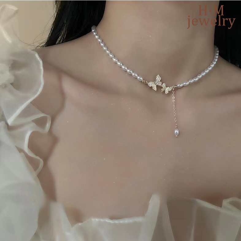 Kalung Rantai Dengan Liontin Kupu-Kupu + Mutiara Retro Mewah Untuk Wanita