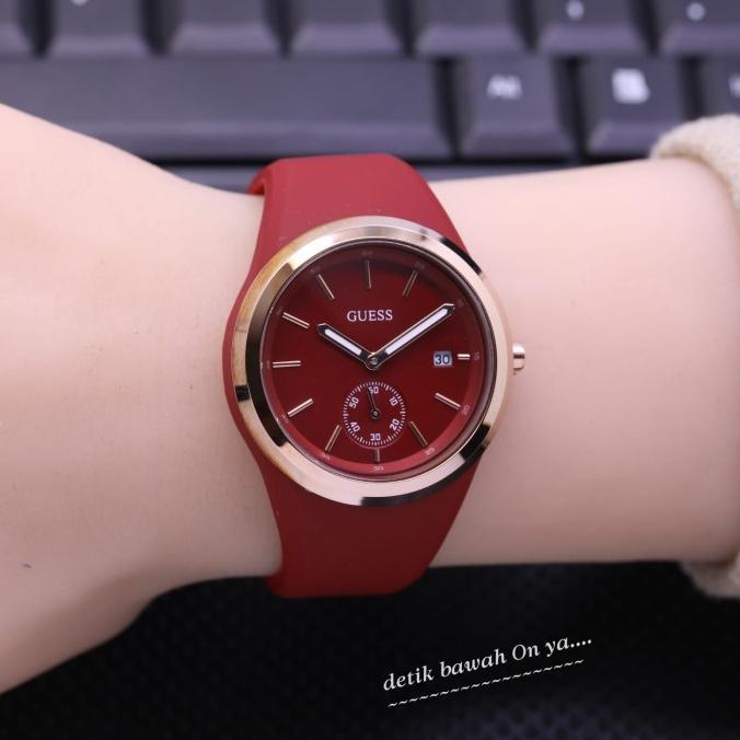 Jam tangan wanita guess rubber