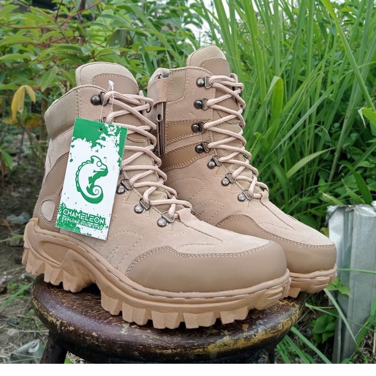 SEPATU SAFETY PRIA/WANITA GUNUNG HAIKING ADVENTURE UJUNG BESI