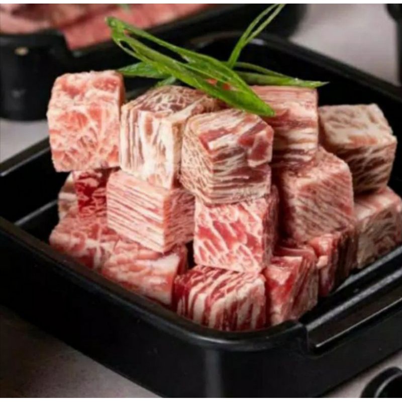 

Saikoro Beef Meltik Cubes Steak 500 Gram