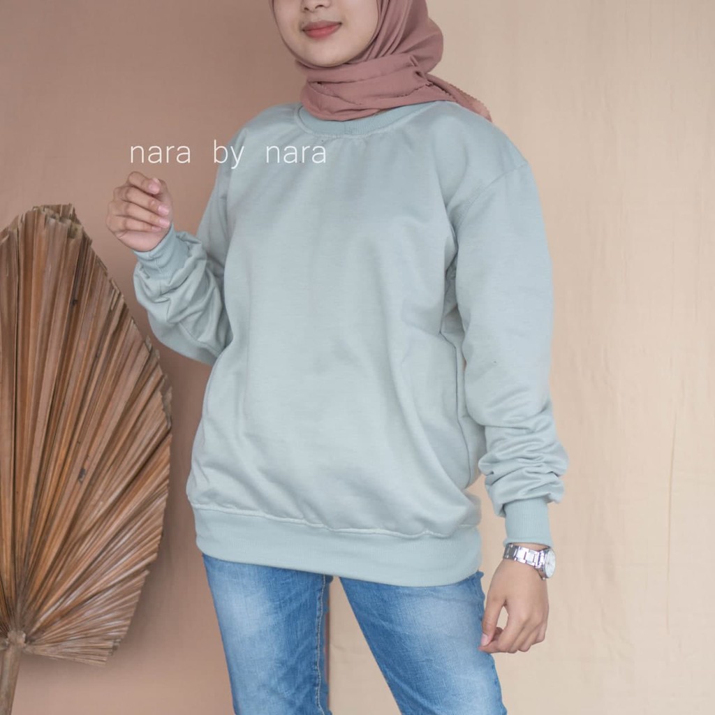 Nara Grosir - Basic Sweater l Sweater Polos l Sweater Pria dan Wanita-abu muda