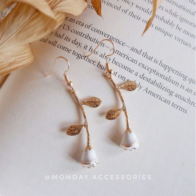 Monday Earrings