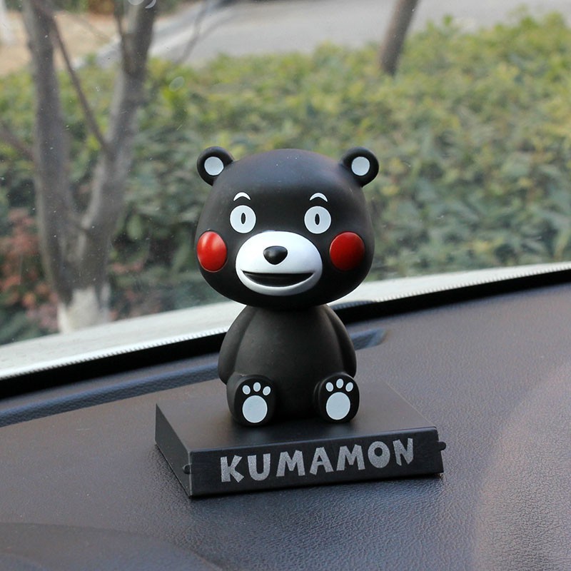 KUMAMON PER Boneka Figure Miniatur Pajangan Mobil Stand Goyang Kepala Shacking Head