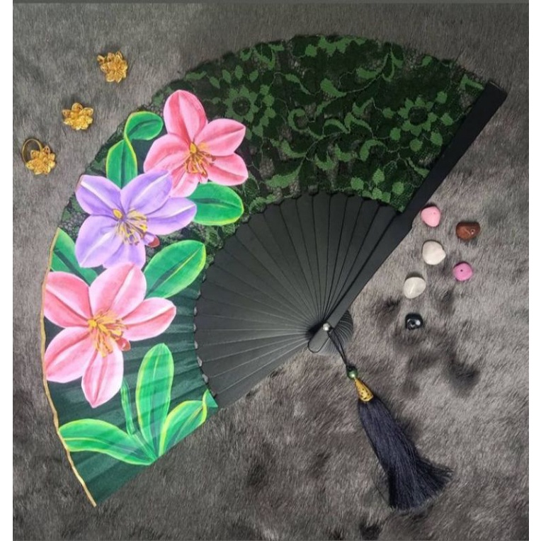 Souvenir Kipas Souvenir Pernikahan Souvenir (Bisa ukir nama kamu di tangkai kipas free)