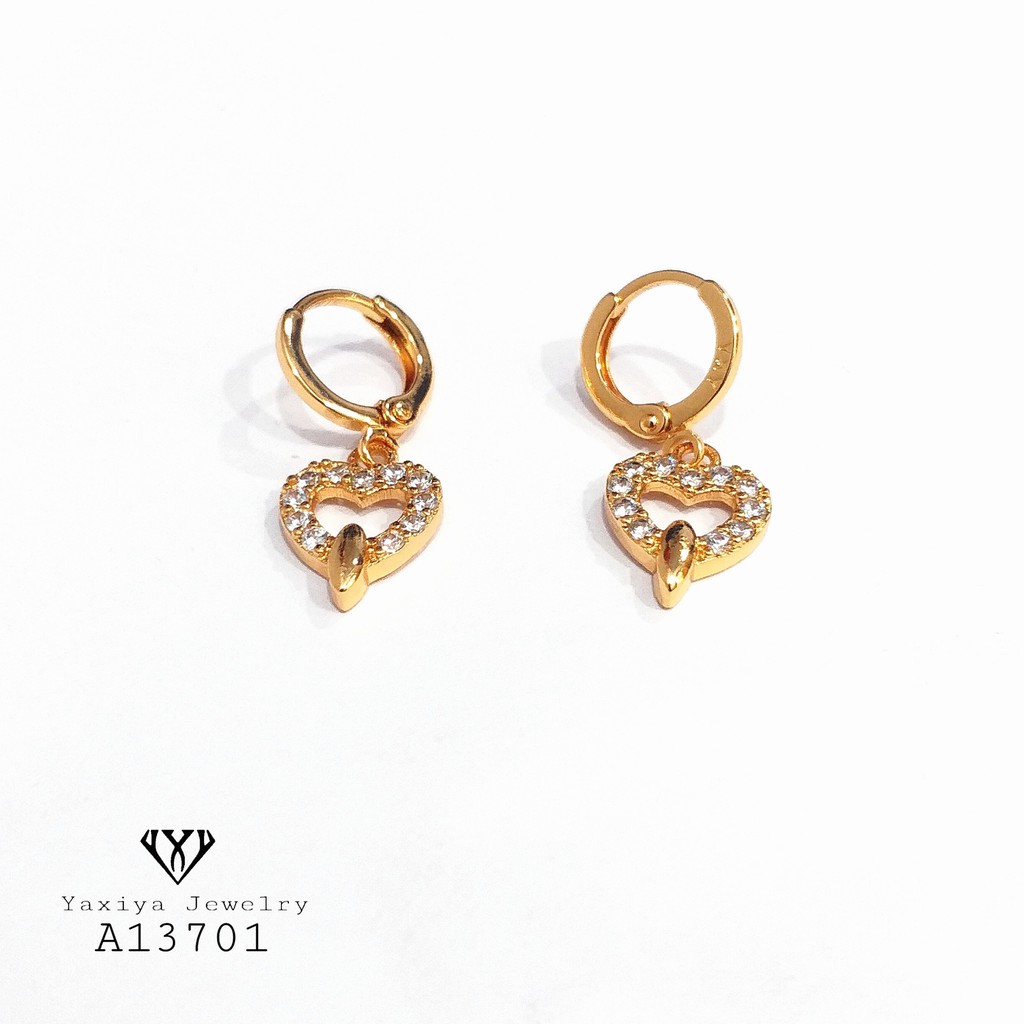 

Anting Love Perhiasan Imitasi Gold 18K Yaxiya Jewelry 169