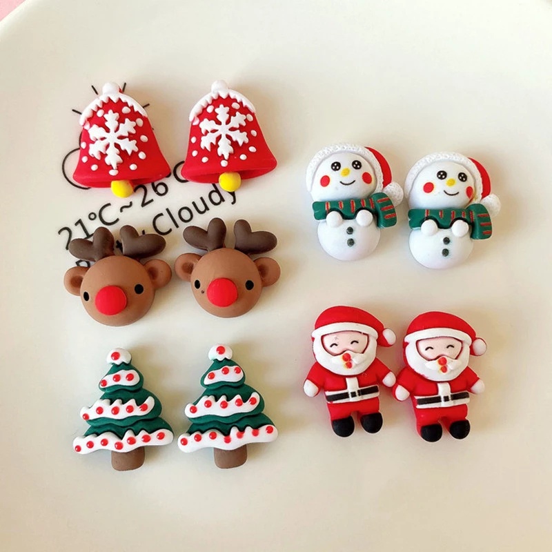 Anting Stud Desain Pohon Natal Santa Claus Snowman Rusa Bahan Resin Untuk Wanita