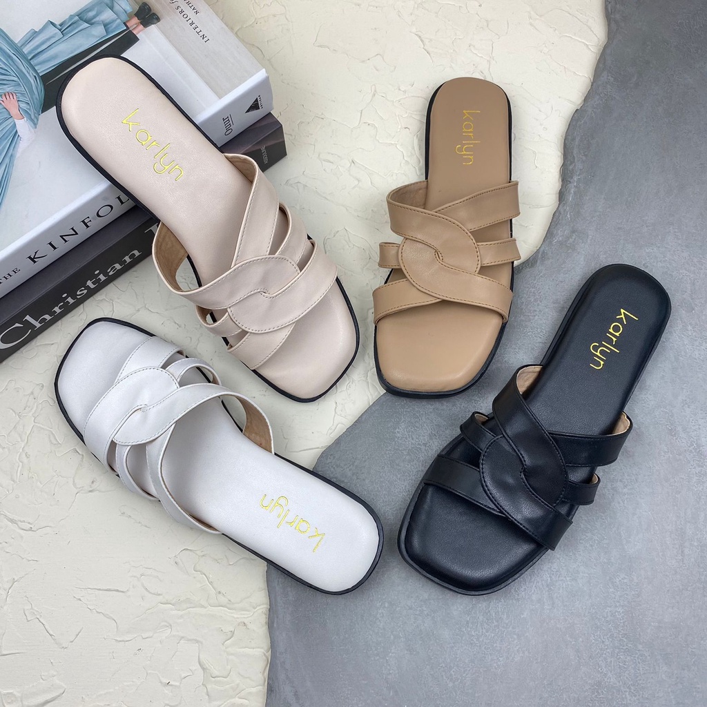 Karlyn Joan Sandal Flat Wanita