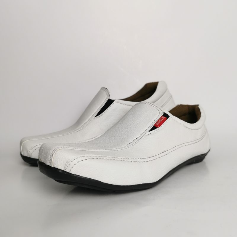 Sepatu Slipon Putih Sepatu Pria Sepatu Kerja Sepatu Kantor Sepatu Santai