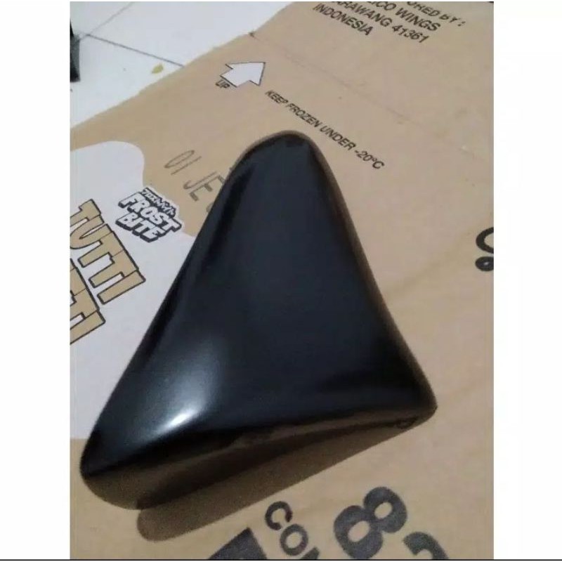 over fender Escudo 2.0i bagian bummper