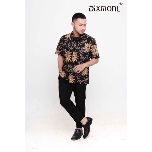 Dixmont Kemeja Pria Batik Pendek Hem BS01621