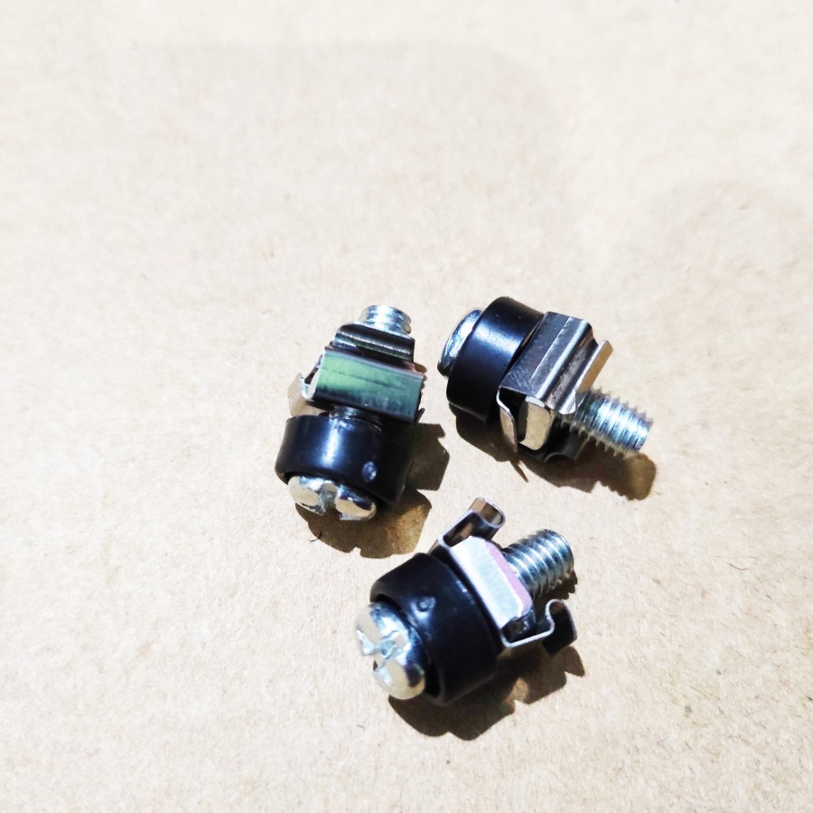 Mur Baut Untuk Besi Lis Rak Lubang Hardcase High Quality Mur Baut Lis Rak Racklist Rel Hardcase M6 6