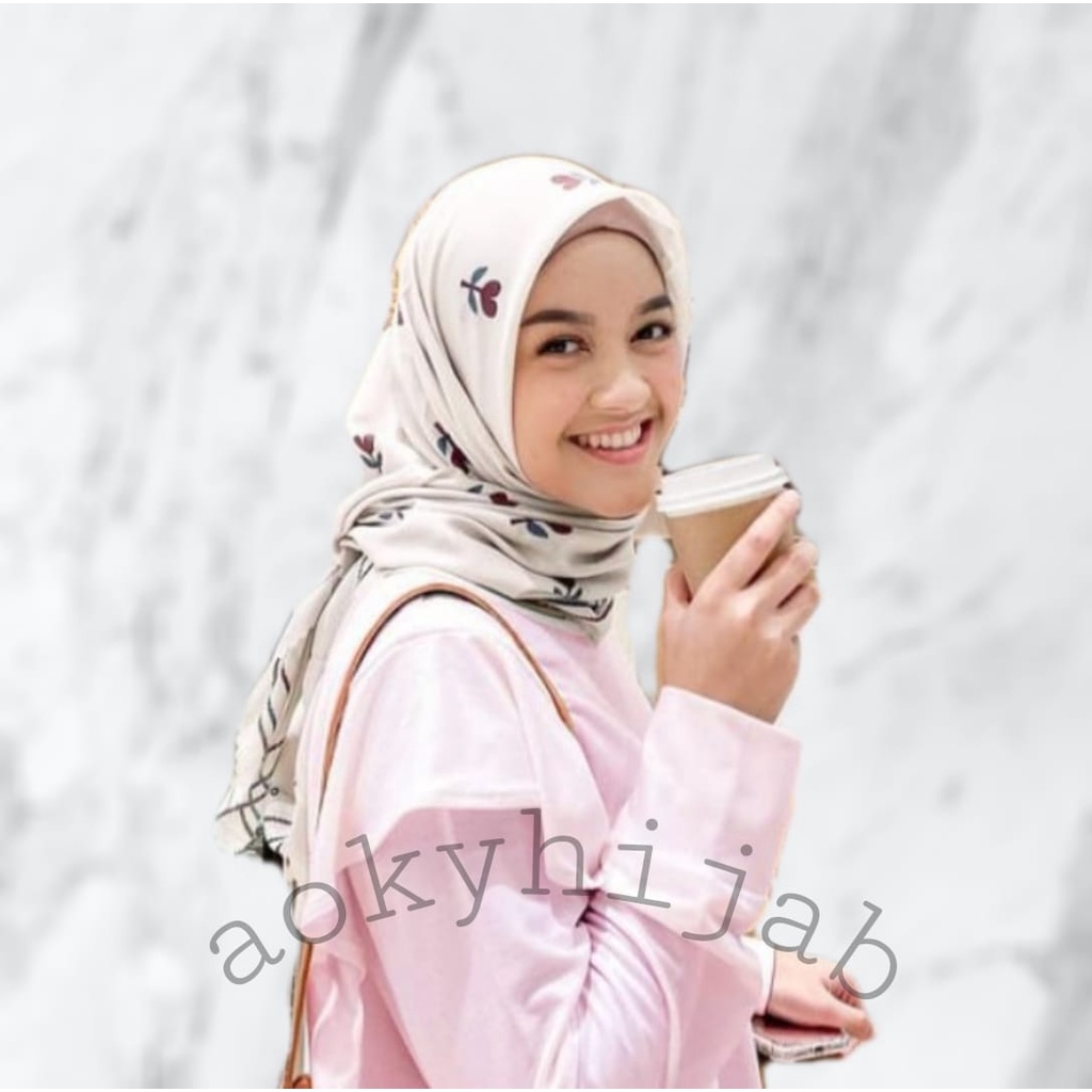 Terbaru !! Hijab Voal Segiempat Motif Tulip Series Kerudung Segiempat Motif