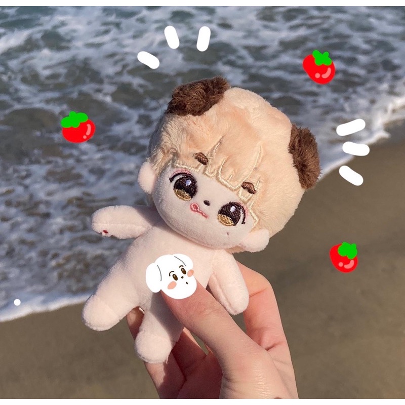 baca deskripsi  JUNGWOO EKING DOLL 10cm NCT