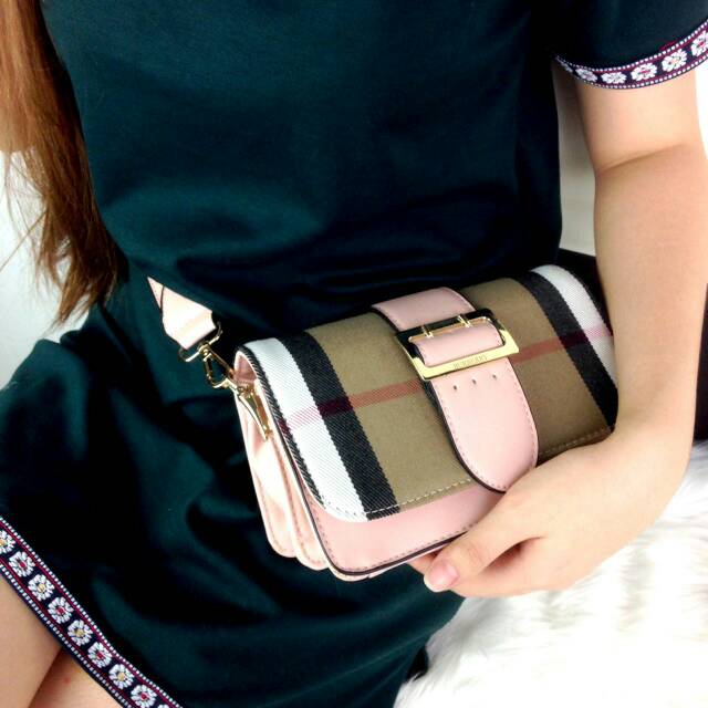 New Arrival BURBERRY House Check Madison Belt Buckle Bag 3377# SS17