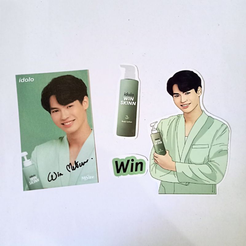 PHOTOCARD + STICKER IDOLO WIN
