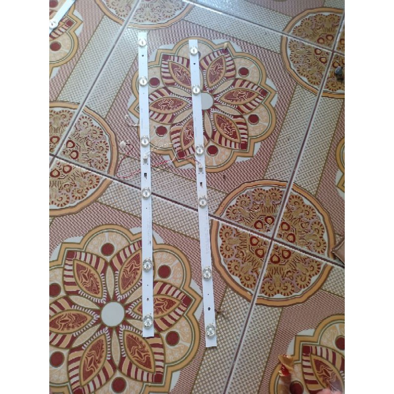 BL BACKLIGHT LAMPU ORIGINAL TV LED PANASONIC TH-32E302G 32E302